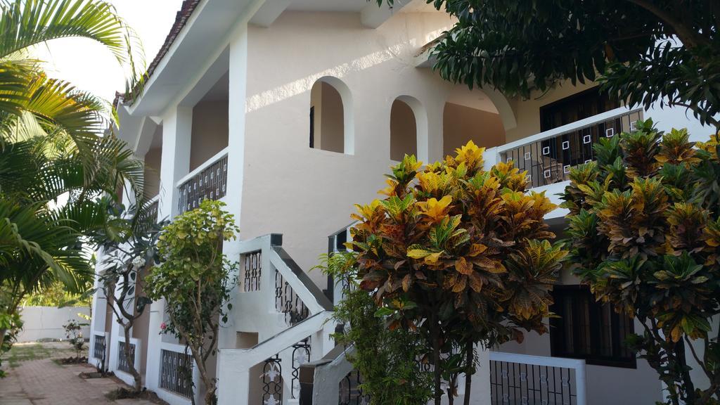 Riverside Bed & Breakfast 2*